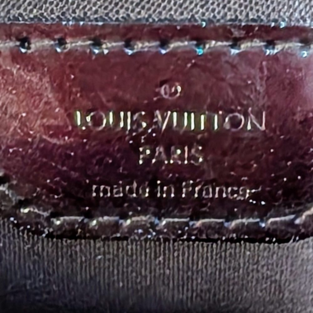 Louis Vuitton Wilshire PM Vernis Tote with Gold Hardware - Picture 14 of 16